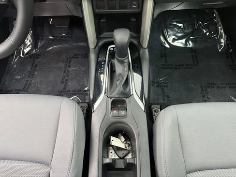 Used 2024 Toyota Corolla Cross AWD Hybrid w/ Moonroof Package image 21