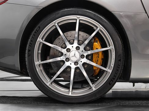 Used 2012 Mercedes-Benz SLS AMG Coupe image 22