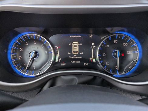 New 2026 Chrysler Pacifica Select image 28