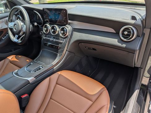 Used 2020 Mercedes-Benz GLC 300 4MATIC Coupe image 31