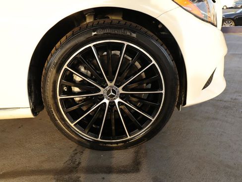 Used 2019 Mercedes-Benz C 300 4MATIC Sedan image 52