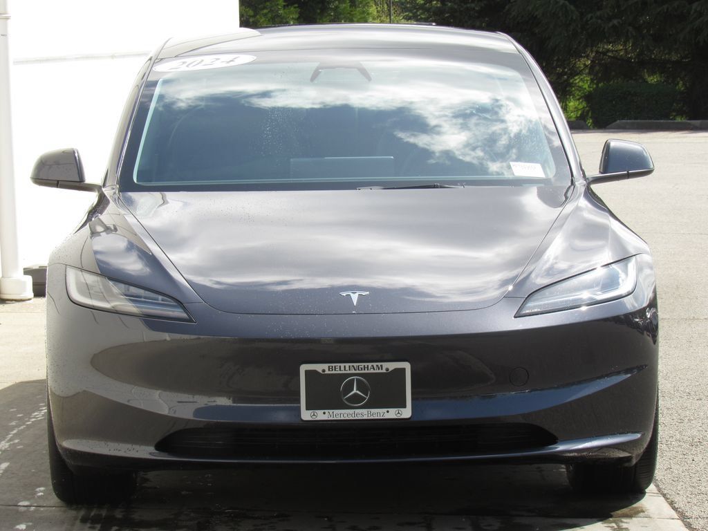 Used 2024 Tesla Model 3 Standard Range RWD image 3