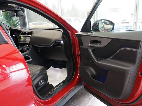 Used 2020 Jaguar F-PACE SVR AWD/4WD image 45