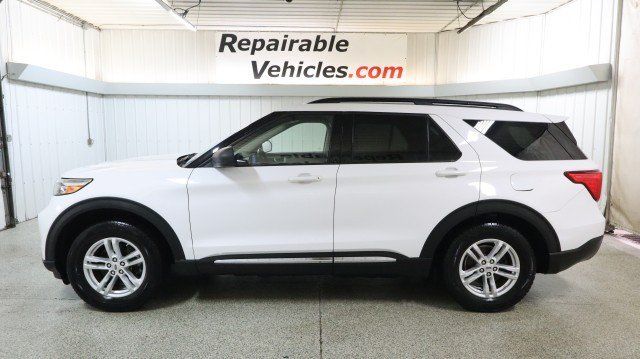 Used 2020 Ford Explorer XLT w/ Equipment Group 202A RWD image 1