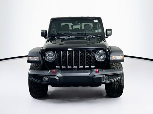 Used 2022 Jeep Gladiator Rubicon w/ Cold Weather Group image 2