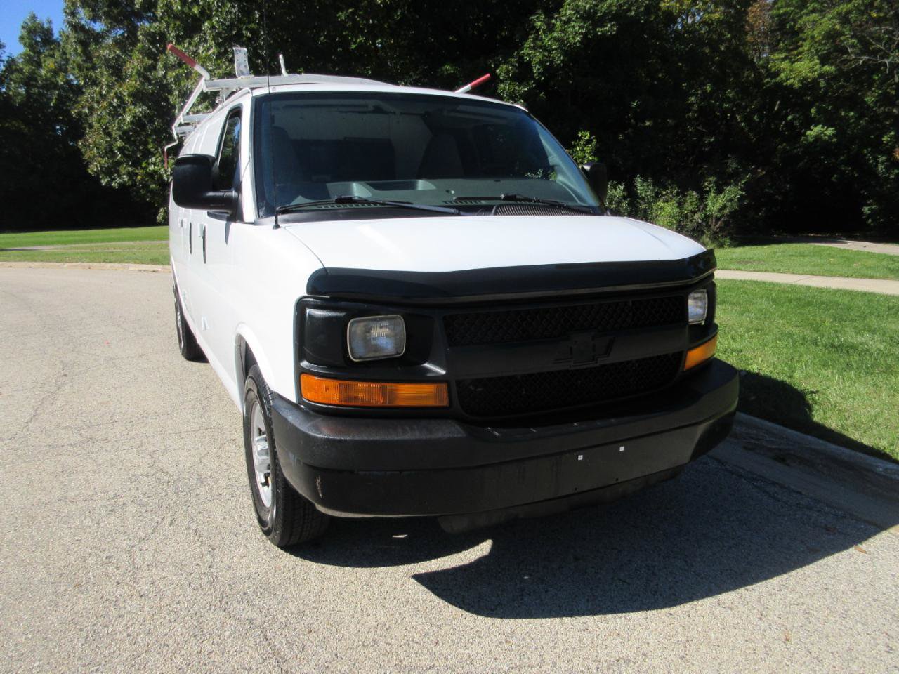 Used 2016 Chevrolet Express 3500 Extended RWD image 20
