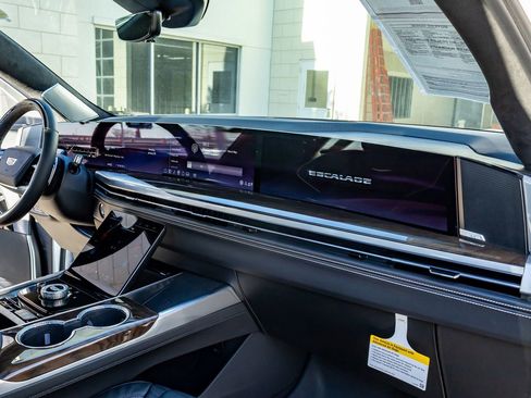 Used 2026 Cadillac Escalade Platinum Sport w/ LPO, Floor Liner Package image 16