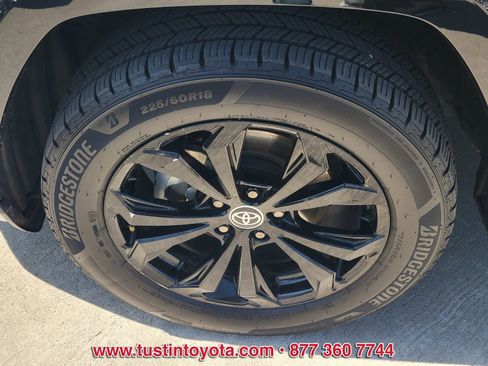 Certified 2022 Toyota RAV4 SE w/ Convenience Package AWD/4WD image 9