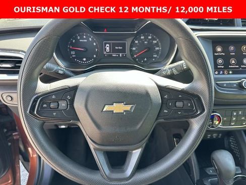 Used 2021 Chevrolet TrailBlazer LT FWD image 28
