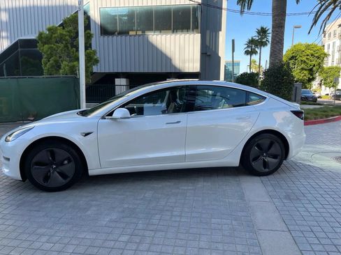 Used 2018 Tesla Model 3 Long Range RWD image 5