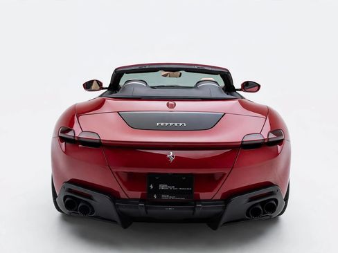 Certified 2025 Ferrari Roma Spider RWD image 7