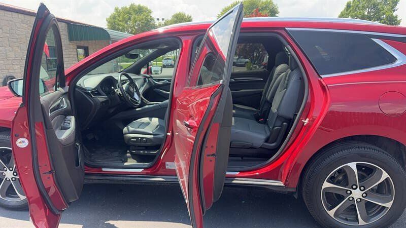 Used 2022 Buick Enclave Essence w/ Experience Buick Package AWD/4WD image 18