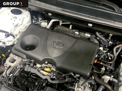 Used 2023 Toyota RAV4 LE AWD/4WD image 33