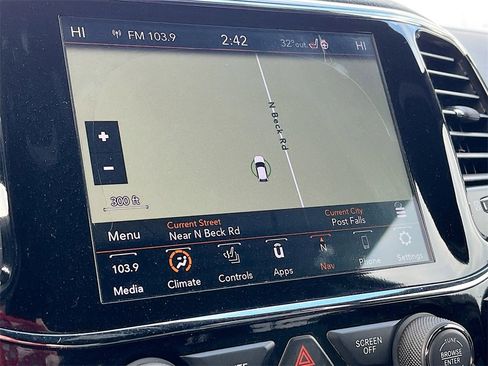 Used 2020 Jeep Grand Cherokee Limited image 13