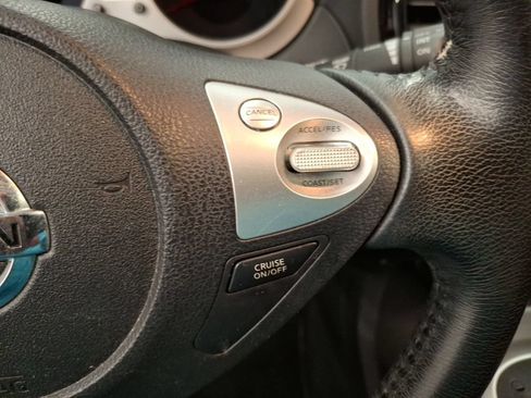 Used 2015 Nissan Juke SV AWD/4WD image 21