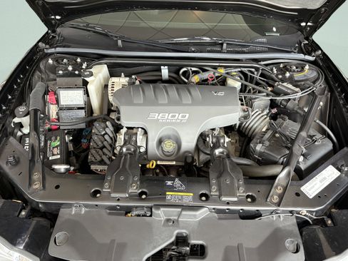 Used 2002 Chevrolet Monte Carlo SS w/ Preferred Equipment Group image 32