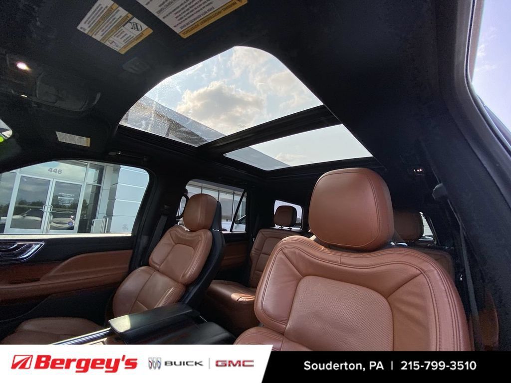 Used 2020 Lincoln Navigator Reserve w/ Equipment Group 208A Reserve AWD/4WD image 21