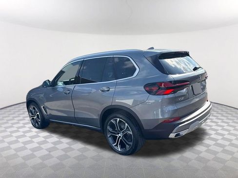 New 2026 BMW X5 sDrive40i image 7