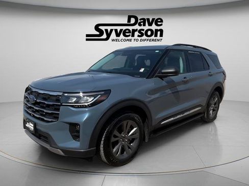 Used 2025 Ford Explorer Active w/ Active Comfort Package AWD/4WD image 1