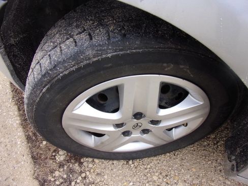 Used 2007 Toyota Camry LE image 4