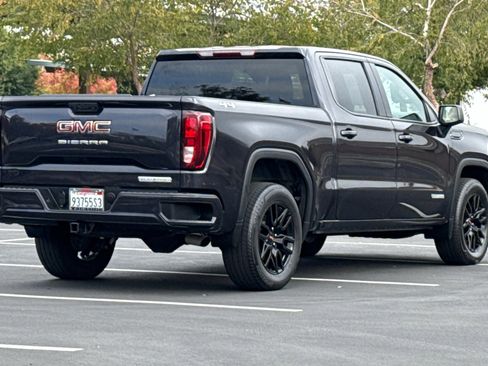 Used 2023 GMC Sierra 1500 Elevation image 5