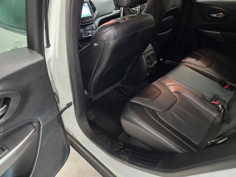 Certified 2022 Jeep Cherokee Latitude Lux FWD image 30