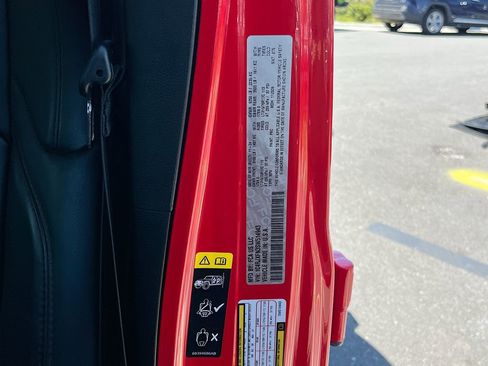 Certified 2025 Jeep Wrangler Unlimited Rubicon image 30