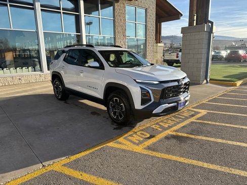 New 2026 Chevrolet Equinox ACTIV w/ Convenience Package III image 3