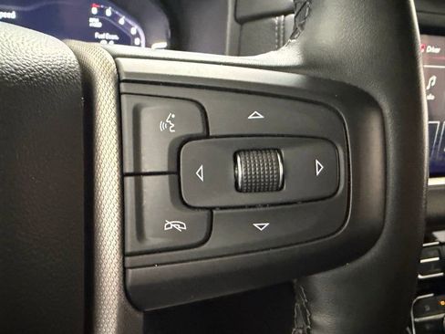 Used 2023 GMC Yukon Denali image 18