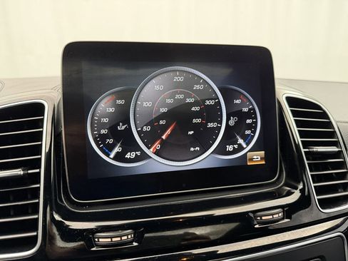 Used 2019 Mercedes-Benz GLE 43 AMG 4MATIC Coupe image 31