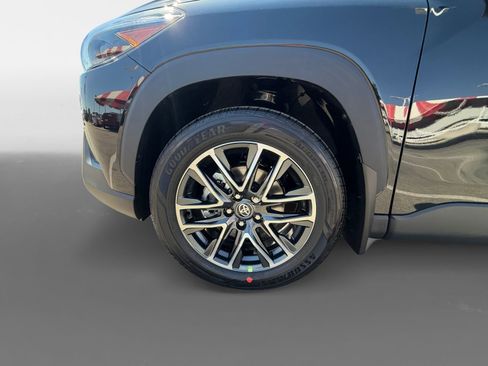 New 2026 Toyota Corolla Cross XLE FWD image 14