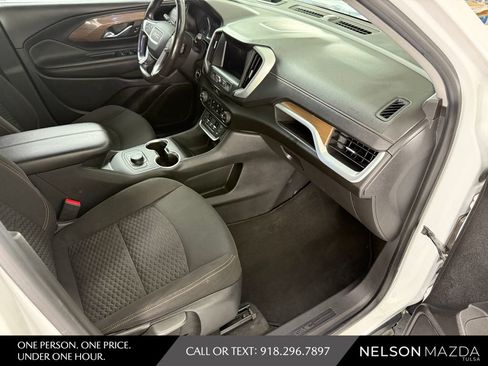 Used 2021 GMC Terrain SLE FWD image 40