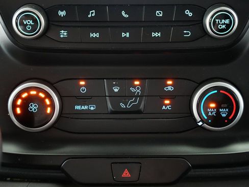 Used 2021 Ford Transit 250 Medium Roof image 22