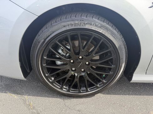 Used 2025 Toyota Camry LE w/ Convenience Package image 9