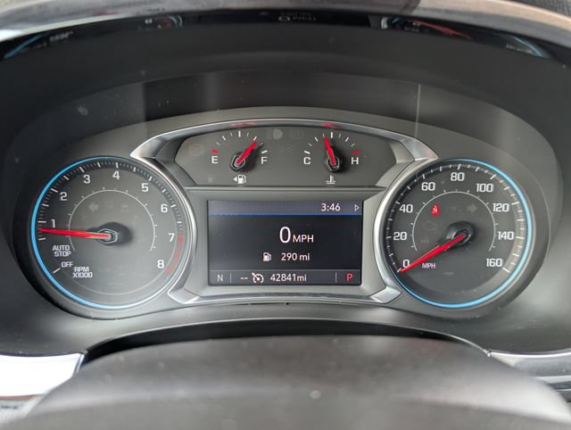 Used 2023 Chevrolet Traverse LT FWD image 23