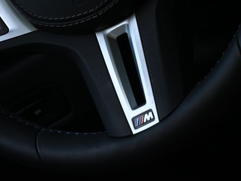 Used 2025 BMW X5 M60i AWD/4WD image 25