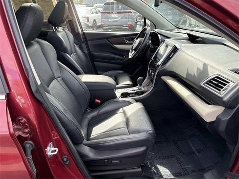 Used 2022 Subaru Ascent Touring image 9