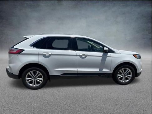 Used 2019 Ford Edge SEL w/ Equipment Group 201A FWD image 8