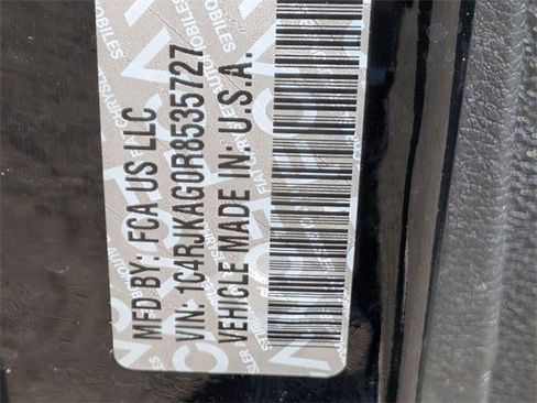 Certified 2024 Jeep Grand Cherokee L Laredo image 31