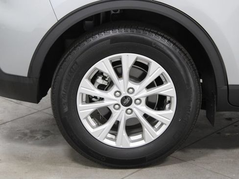 Used 2024 Ford Escape Active FWD image 13