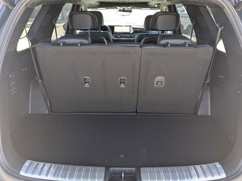 Used 2023 Hyundai Palisade Calligraphy image 32