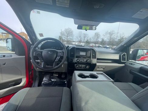 Used 2016 Ford F150 XL w/ Equipment Group 101A Mid image 3