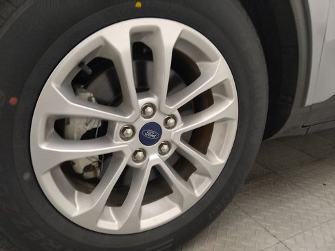 Used 2021 Ford Escape SE FWD image 31