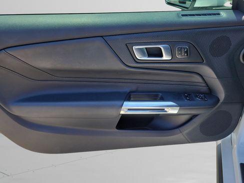 Used 2024 Ford Mustang Premium image 13