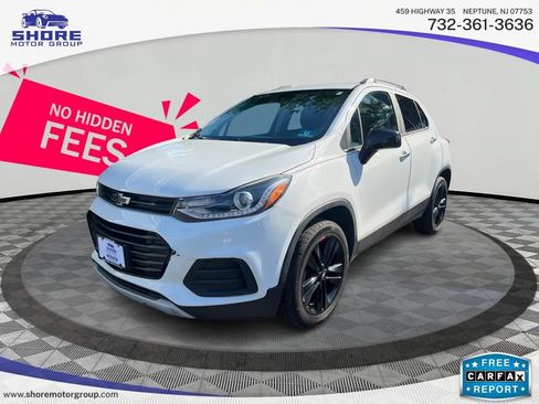 Used 2018 Chevrolet Trax LT w/ Redline Edition AWD/4WD image 1