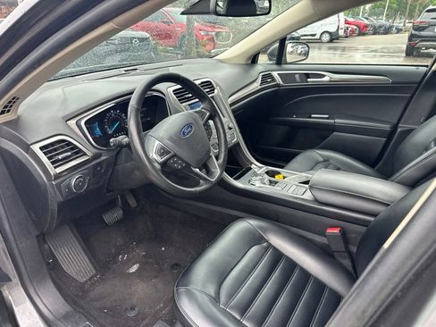 Used 2020 Ford Fusion SEL FWD image 8