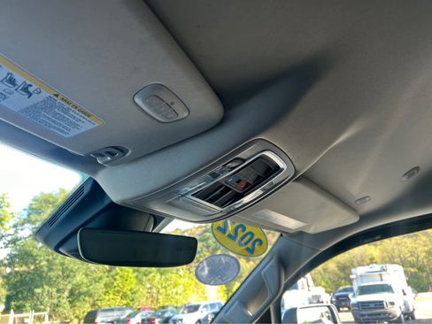 Used 2022 RAM 1500 Laramie image 23