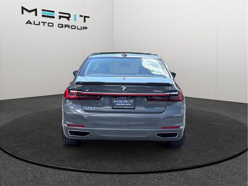 Used 2022 BMW 740i xDrive w/ Premium Package AWD/4WD image 8