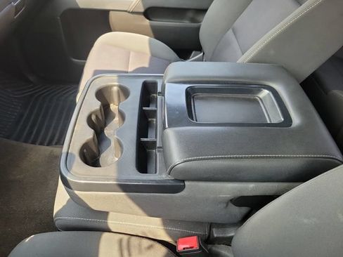 Used 2018 Chevrolet Silverado 1500 LT RWD image 31