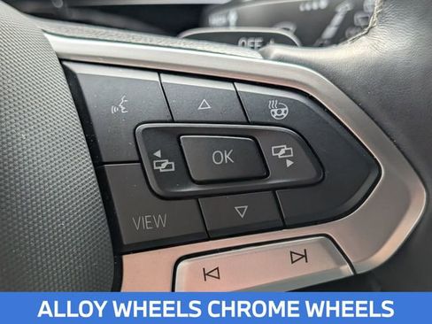 Used 2024 Volkswagen Atlas Cross Sport SEL Premium R-Line AWD/4WD image 18